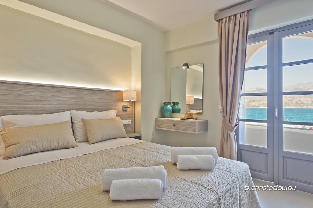 Nereus Luxurious Suites Карпатос Екстериор снимка